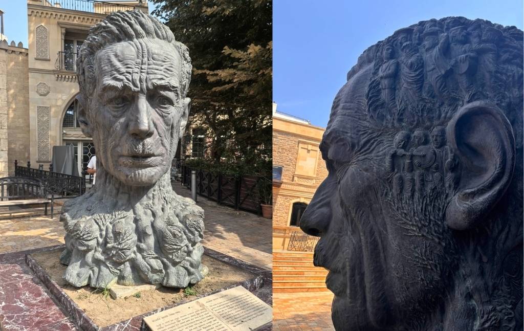 Памятник-Алиага-Вахиду