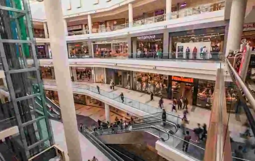 gyandzhlik-moll-vid-s-verhnego-etazha